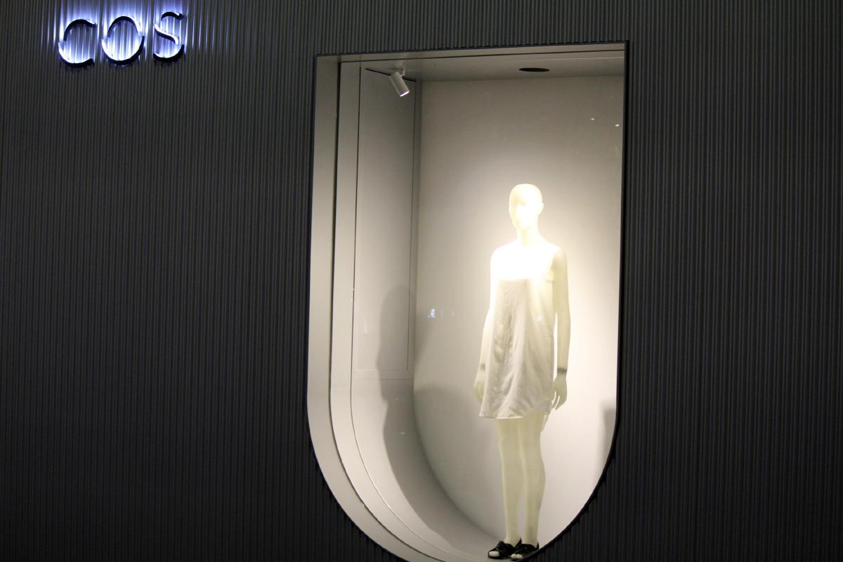 cos 銀座 店