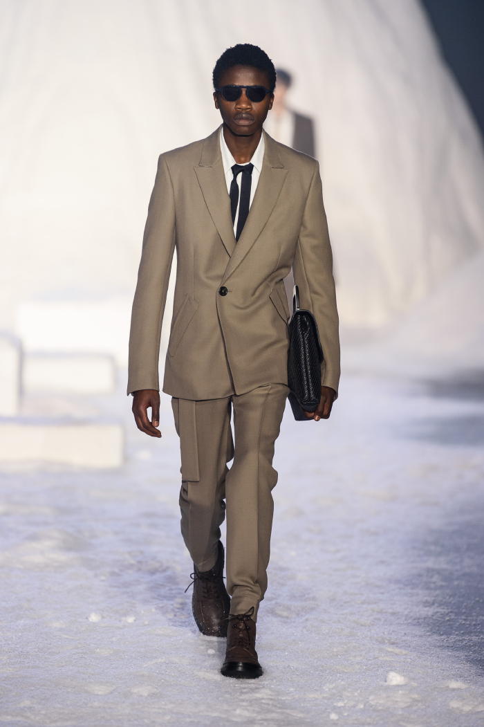 【定価15.1万 最高級クチュールライン シルク100％ 伊製】Ermenegildo Zegna COUTURE エルメネジルド ゼニア 長袖 ドレスシャツ 41 i0328_3 エルメネジルド・ゼニア Couture スーツ 7-54 R 中古