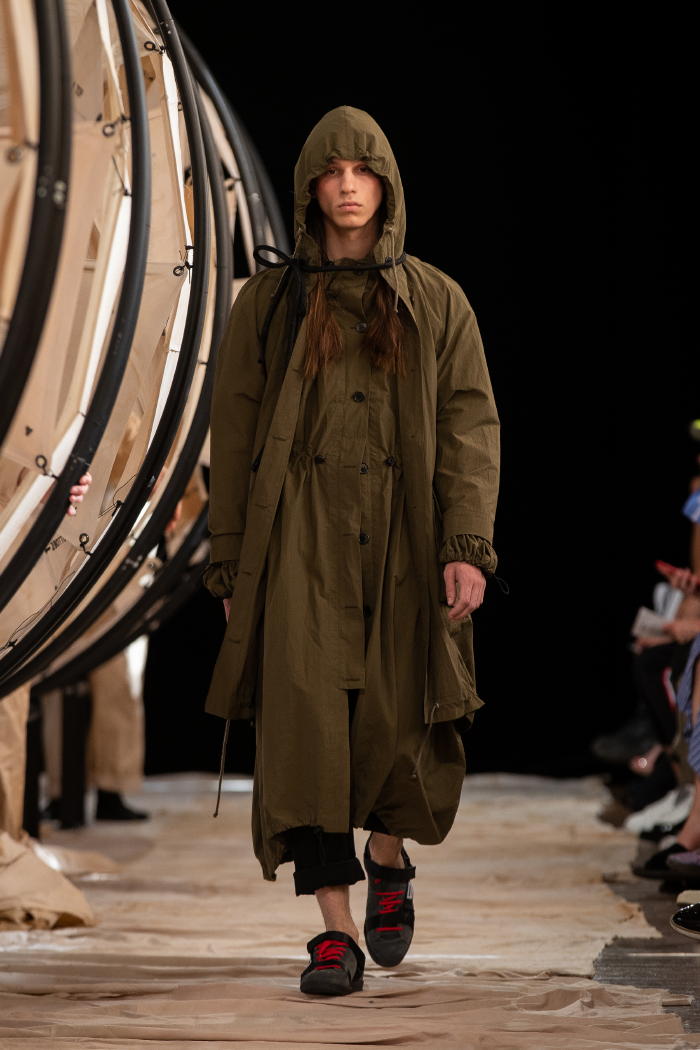 ヘンリック ヴィブスコフ（HENRIK VIBSKOV）2019年春夏コレクション全  