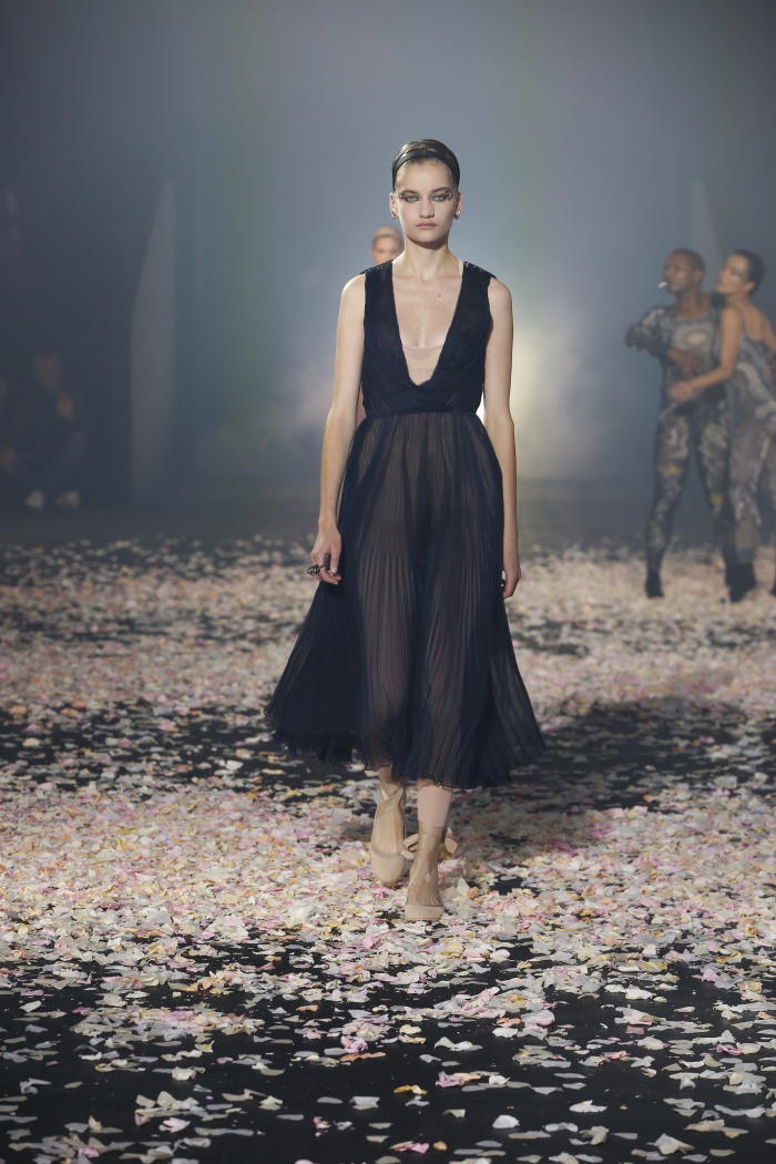 ディオール（Dior）2019年春夏プレタポルテコレクション | zoom up 
