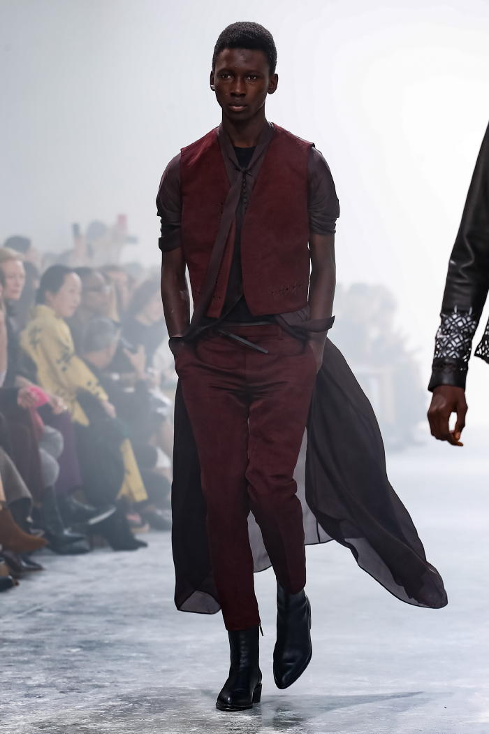 ☆HAIDER ACKERMANN ハイダーアッカーマン☆サイドストライプラインパンツ ハイダー アッカーマン（HAIDER ACKERMANN）2019年春夏コレクション