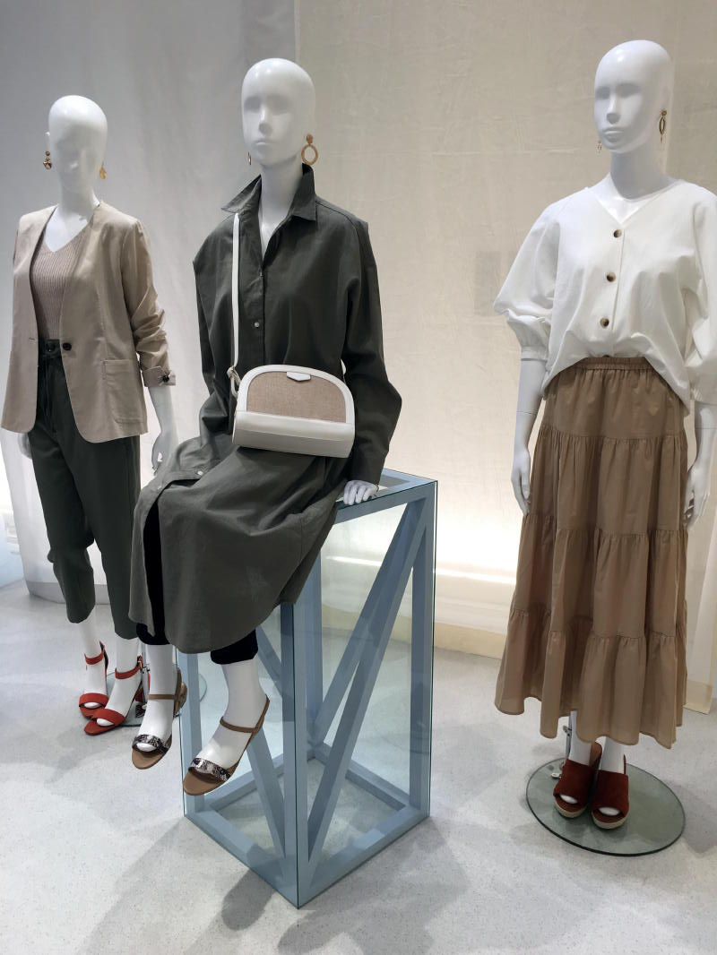 Gu ジーユー メンズ ウィメンズ19年春夏コレクション展示会 トレンドをプラスしたイージーウェア Zoom Up Collection