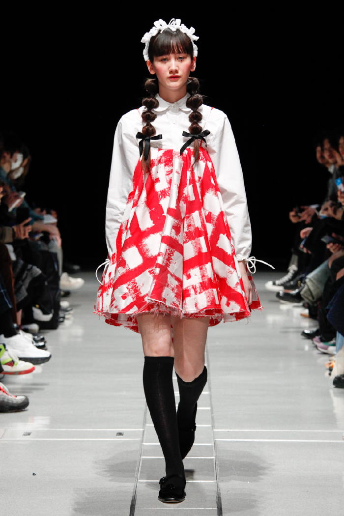 シュシュ／トング（SHUSHU/TONG）2019／2020年秋冬コレクション | zoom  