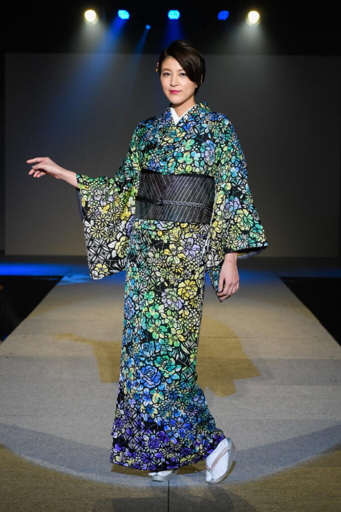 室華風（MUROKAFU）が「TOKYO KIMONO COLLECTION 」でコレクションを発表 zoom up collection