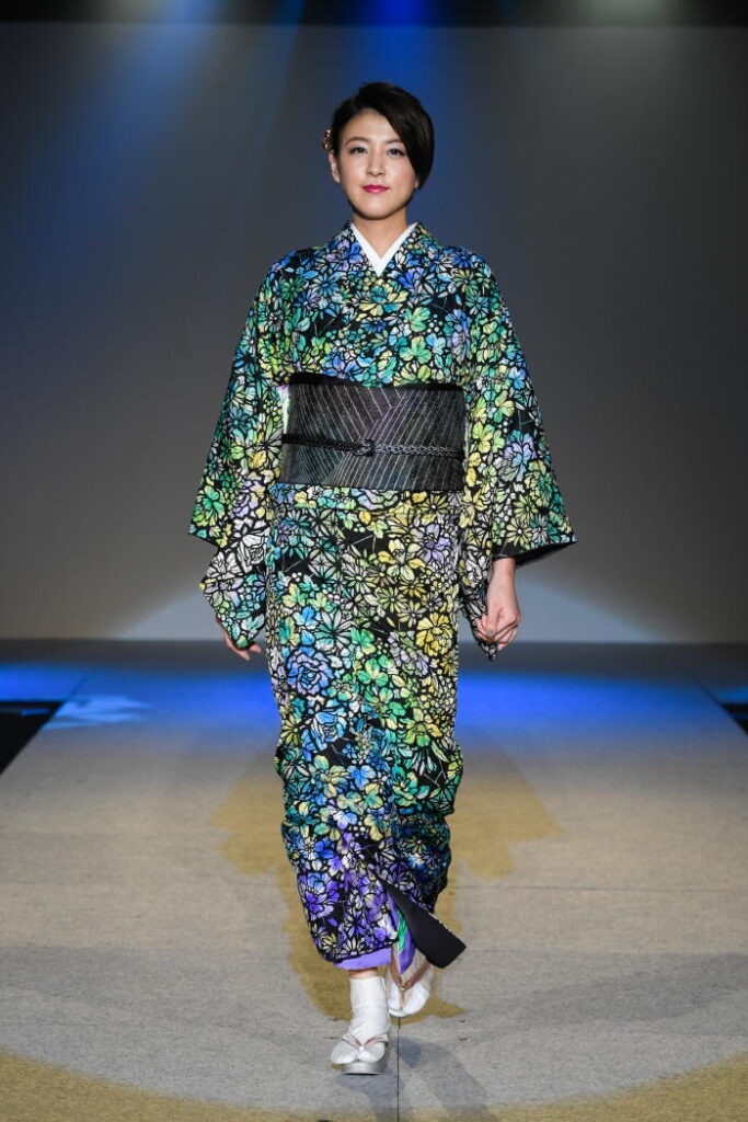 室華風（MUROKAFU）が「TOKYO KIMONO COLLECTION 」でコレクションを発表 zoom up collection