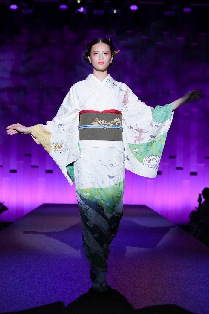 となみ織物（tonamiorimono）が「2023 TOKYO KIMONO COLLECTION」でコレクションを発表 zoom up